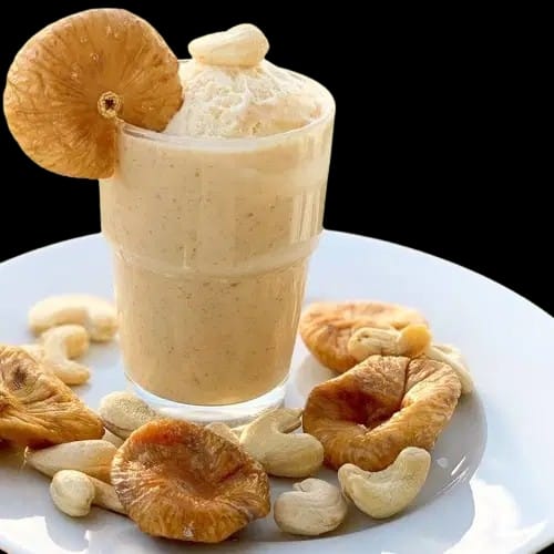 Kaju Anjeer Milkshake